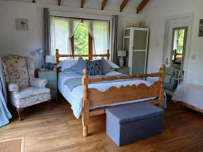 Three Oaks Nursery